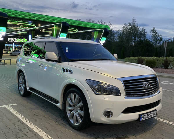 Инфинити QX56 2011 в Хмельницком на Automoto.ua Белый Инфинити QX56, объемом двигателя 5.6 л и пробегом 130 тыс. км за 14900 $, фото 12 на Automoto.ua