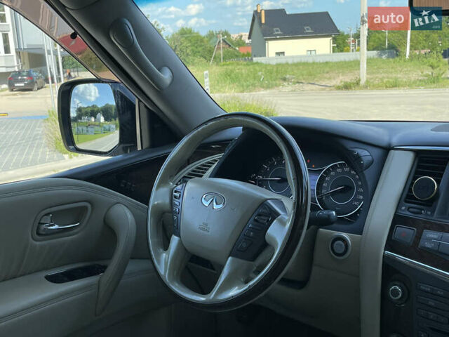 Білий Інфініті QX56, об'ємом двигуна 5.6 л та пробігом 216 тис. км за 15900 $, фото 40 на Automoto.ua