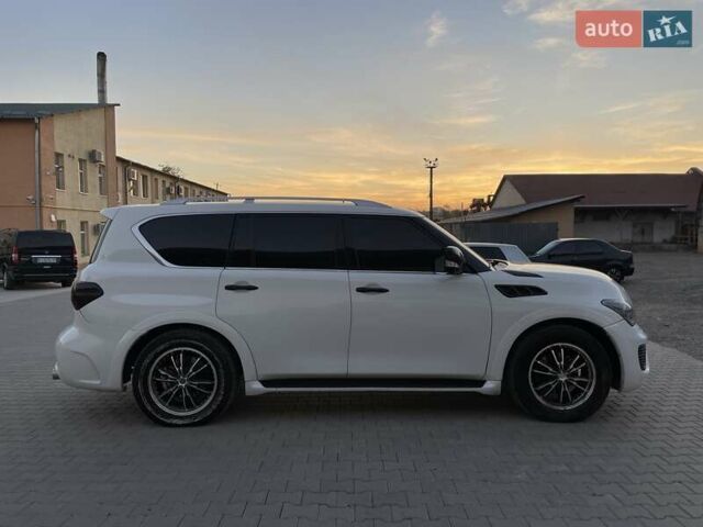 Білий Інфініті QX56, об'ємом двигуна 5.6 л та пробігом 230 тис. км за 27900 $, фото 3 на Automoto.ua