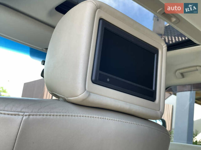 Білий Інфініті QX56, об'ємом двигуна 5.6 л та пробігом 216 тис. км за 15900 $, фото 35 на Automoto.ua