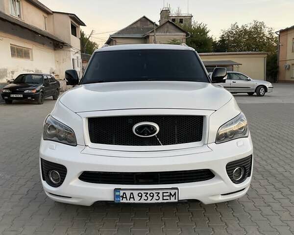 Білий Інфініті QX56, об'ємом двигуна 5.6 л та пробігом 230 тис. км за 27900 $, фото 1 на Automoto.ua