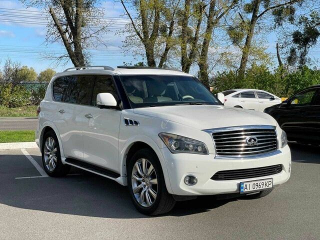 Белый Инфинити QX56, объемом двигателя 5.6 л и пробегом 270 тыс. км за 15900 $, фото 3 на Automoto.ua