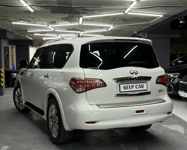 Белый Инфинити QX56, объемом двигателя 5.55 л и пробегом 132 тыс. км за 19500 $, фото 1 на Automoto.ua