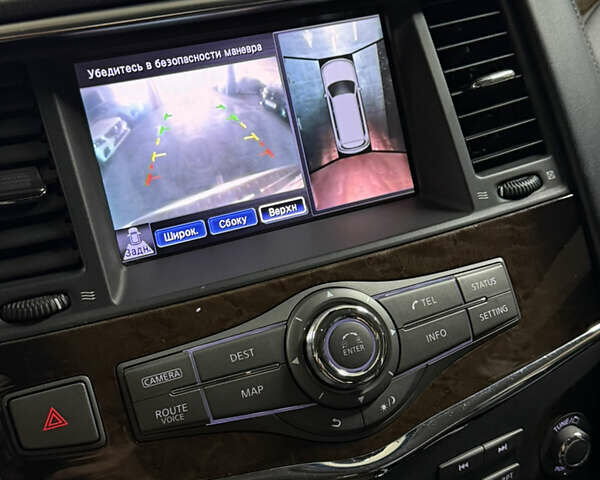 Белый Инфинити QX56, объемом двигателя 5.55 л и пробегом 132 тыс. км за 19500 $, фото 21 на Automoto.ua