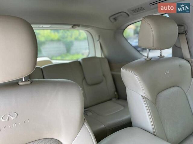 Белый Инфинити QX56, объемом двигателя 5.55 л и пробегом 270 тыс. км за 15900 $, фото 22 на Automoto.ua