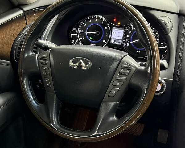 Белый Инфинити QX56, объемом двигателя 5.55 л и пробегом 132 тыс. км за 19500 $, фото 24 на Automoto.ua