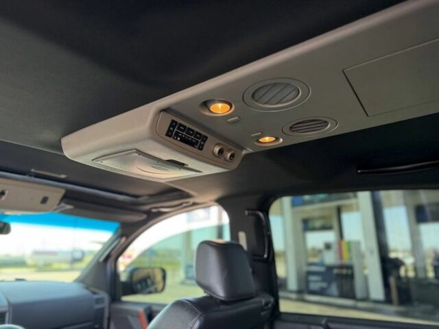 Чорний Інфініті QX56, об'ємом двигуна 0 л та пробігом 170 тис. км за 8700 $, фото 10 на Automoto.ua