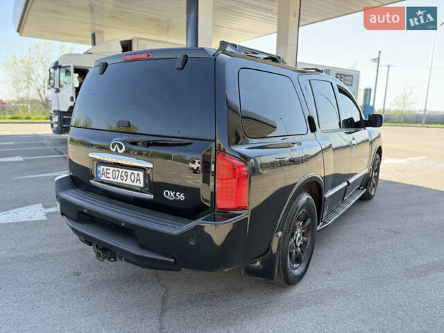 Черный Инфинити QX56, объемом двигателя 5.6 л и пробегом 150 тыс. км за 8900 $, фото 6 на Automoto.ua