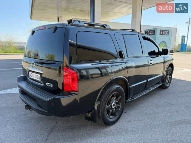 Чорний Інфініті QX56, об'ємом двигуна 5.55 л та пробігом 170 тис. км за 8500 $, фото 1 на Automoto.ua