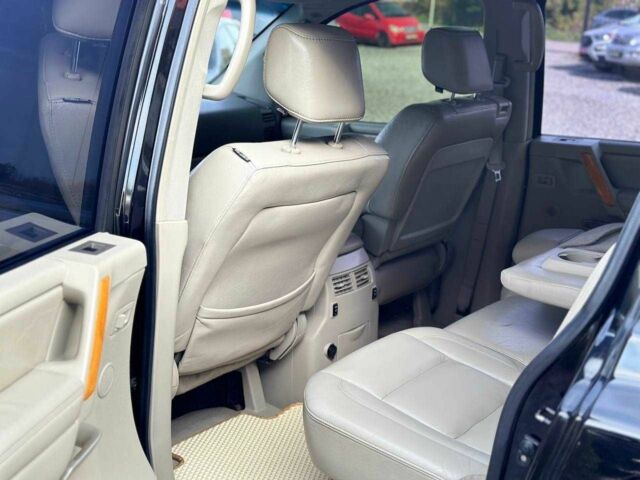 Черный Инфинити QX56, объемом двигателя 5.6 л и пробегом 235 тыс. км за 9499 $, фото 6 на Automoto.ua