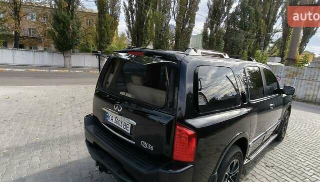 Чорний Інфініті QX56, об'ємом двигуна 5.6 л та пробігом 290 тис. км за 9000 $, фото 9 на Automoto.ua