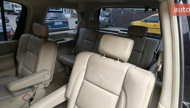 Чорний Інфініті QX56, об'ємом двигуна 5.6 л та пробігом 290 тис. км за 9000 $, фото 21 на Automoto.ua