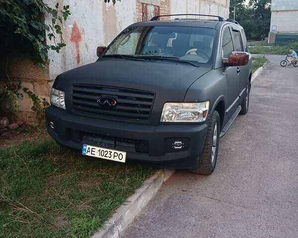 Чорний Інфініті QX56, об'ємом двигуна 5.6 л та пробігом 140 тис. км за 9500 $, фото 3 на Automoto.ua