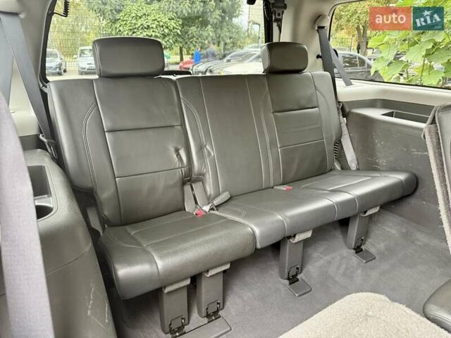 Черный Инфинити QX56, объемом двигателя 5.6 л и пробегом 108 тыс. км за 10500 $, фото 2 на Automoto.ua