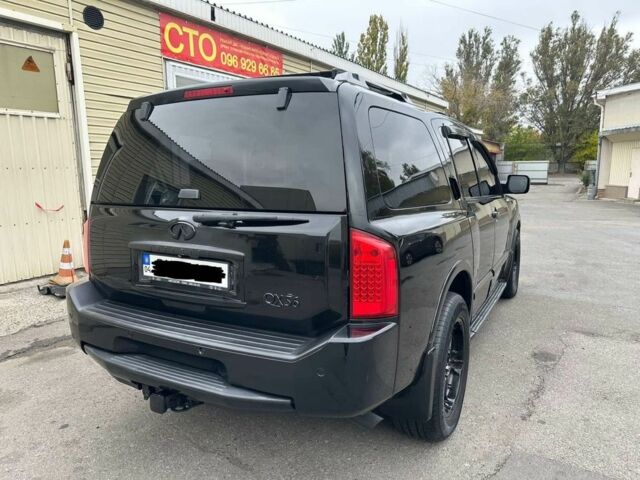 Чорний Інфініті QX56, об'ємом двигуна 5.6 л та пробігом 158 тис. км за 8499 $, фото 7 на Automoto.ua