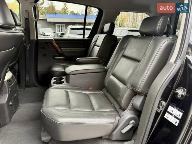 Черный Инфинити QX56, объемом двигателя 5.6 л и пробегом 108 тыс. км за 10500 $, фото 1 на Automoto.ua
