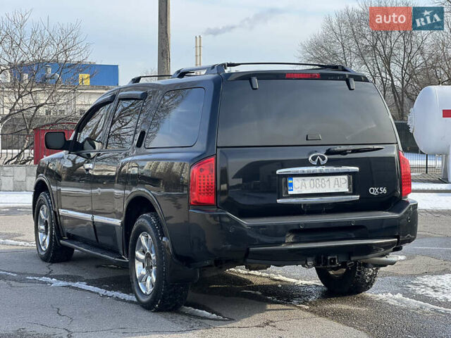 Черный Инфинити QX56, объемом двигателя 5.6 л и пробегом 201 тыс. км за 13800 $, фото 9 на Automoto.ua