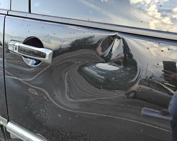 Чорний Інфініті QX56, об'ємом двигуна 5.6 л та пробігом 211 тис. км за 9499 $, фото 6 на Automoto.ua