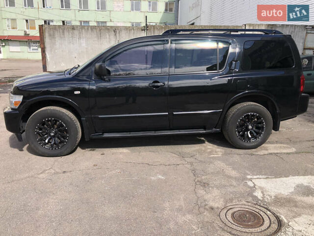 Черный Инфинити QX56, объемом двигателя 5.6 л и пробегом 229 тыс. км за 11499 $, фото 3 на Automoto.ua