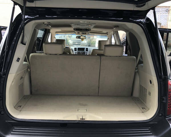 Черный Инфинити QX56, объемом двигателя 5.6 л и пробегом 229 тыс. км за 11499 $, фото 15 на Automoto.ua