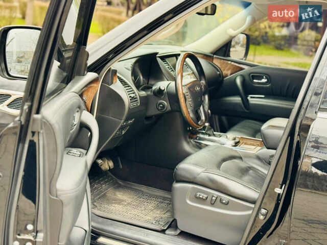 Черный Инфинити QX56, объемом двигателя 5.6 л и пробегом 220 тыс. км за 21500 $, фото 47 на Automoto.ua