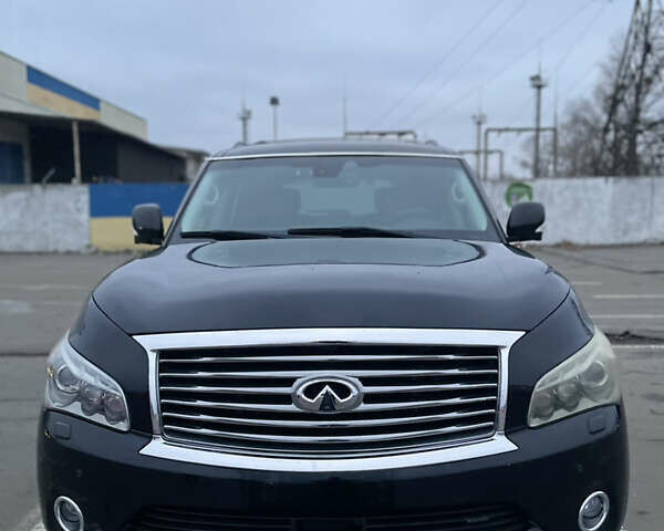 Черный Инфинити QX56, объемом двигателя 5.55 л и пробегом 267 тыс. км за 20000 $, фото 1 на Automoto.ua
