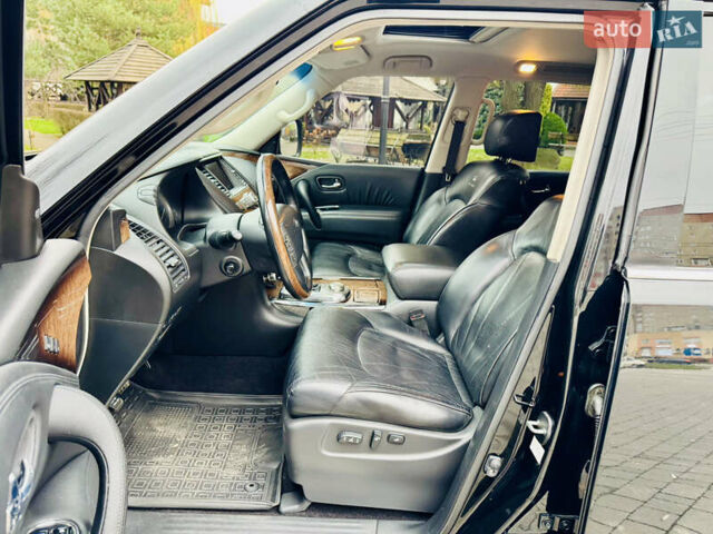 Черный Инфинити QX56, объемом двигателя 5.6 л и пробегом 220 тыс. км за 21500 $, фото 48 на Automoto.ua