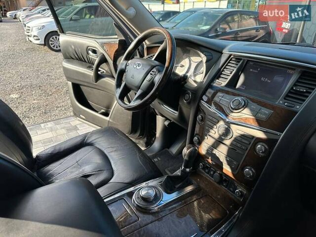 Черный Инфинити QX56, объемом двигателя 5.55 л и пробегом 203 тыс. км за 14600 $, фото 28 на Automoto.ua
