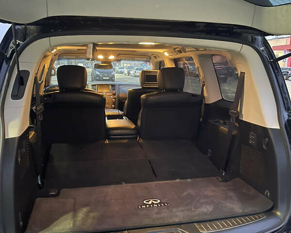 Черный Инфинити QX56, объемом двигателя 5.55 л и пробегом 267 тыс. км за 15000 $, фото 7 на Automoto.ua