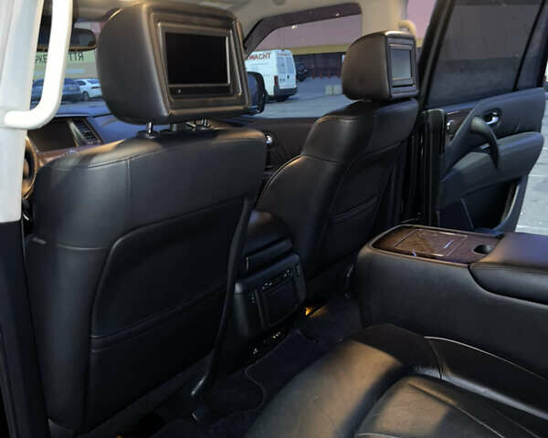 Черный Инфинити QX56, объемом двигателя 5.55 л и пробегом 267 тыс. км за 15000 $, фото 15 на Automoto.ua
