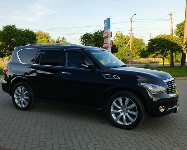 Черный Инфинити QX56, объемом двигателя 5.55 л и пробегом 141 тыс. км за 18100 $, фото 5 на Automoto.ua