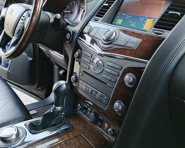 Черный Инфинити QX56, объемом двигателя 5.55 л и пробегом 141 тыс. км за 18100 $, фото 26 на Automoto.ua