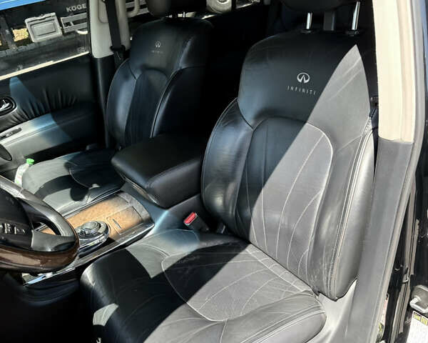 Черный Инфинити QX56, объемом двигателя 5.55 л и пробегом 255 тыс. км за 19000 $, фото 12 на Automoto.ua