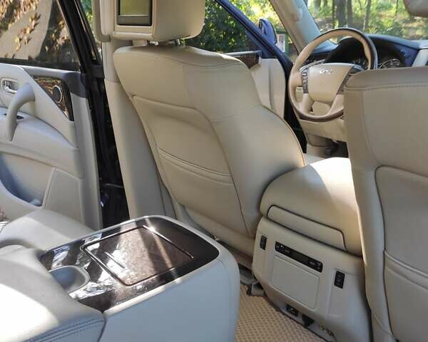 Черный Инфинити QX56, объемом двигателя 5.55 л и пробегом 190 тыс. км за 14900 $, фото 8 на Automoto.ua