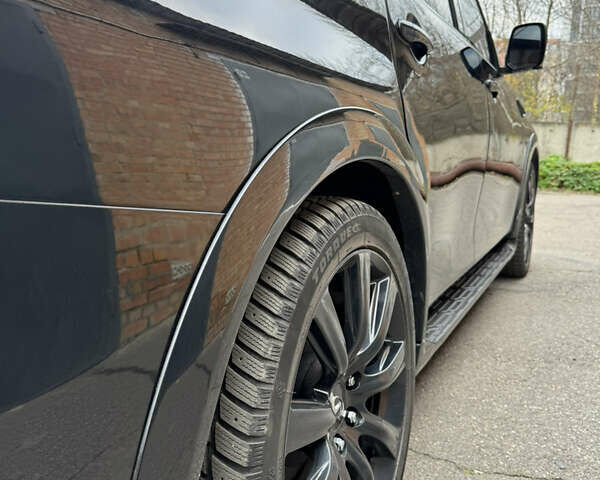 Черный Инфинити QX56, объемом двигателя 5.55 л и пробегом 322 тыс. км за 20000 $, фото 14 на Automoto.ua