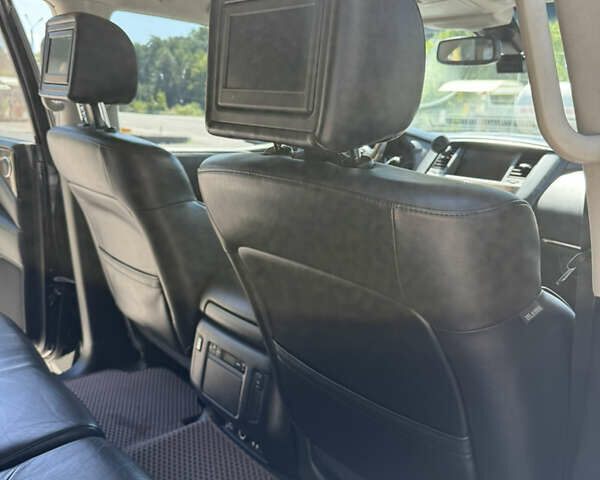 Черный Инфинити QX56, объемом двигателя 5.55 л и пробегом 255 тыс. км за 19000 $, фото 14 на Automoto.ua