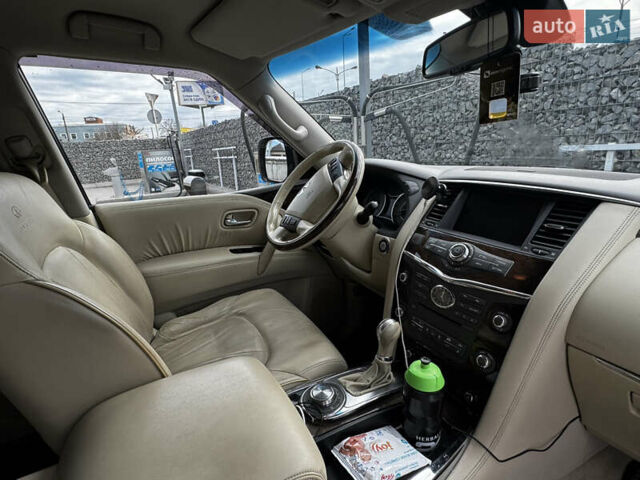 Черный Инфинити QX56, объемом двигателя 5.6 л и пробегом 150 тыс. км за 20500 $, фото 52 на Automoto.ua