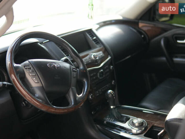 Черный Инфинити QX56, объемом двигателя 5.55 л и пробегом 114 тыс. км за 19500 $, фото 23 на Automoto.ua
