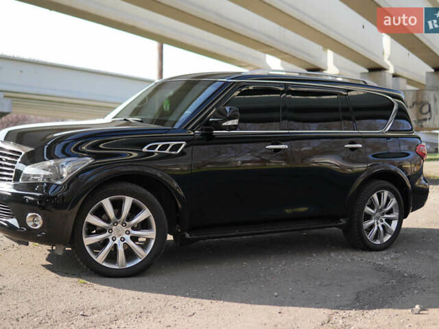 Черный Инфинити QX56, объемом двигателя 5.55 л и пробегом 114 тыс. км за 19500 $, фото 3 на Automoto.ua