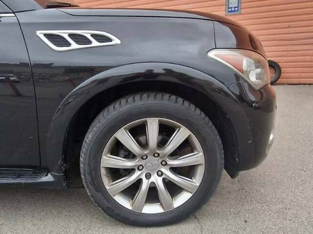 Чорний Інфініті QX56, об'ємом двигуна 5.55 л та пробігом 137 тис. км за 23000 $, фото 8 на Automoto.ua