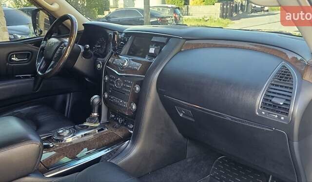 Коричневый Инфинити QX56, объемом двигателя 5.55 л и пробегом 265 тыс. км за 25000 $, фото 25 на Automoto.ua