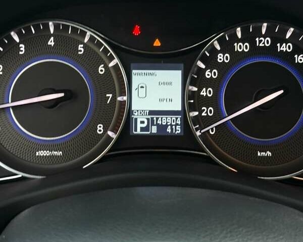 Коричневый Инфинити QX56, объемом двигателя 5.55 л и пробегом 148 тыс. км за 24500 $, фото 12 на Automoto.ua