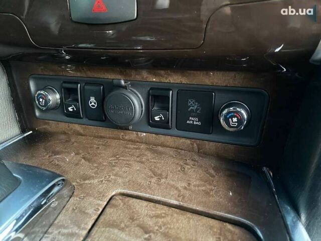 Инфинити QX56, объемом двигателя 0 л и пробегом 251 тыс. км за 15700 $, фото 22 на Automoto.ua