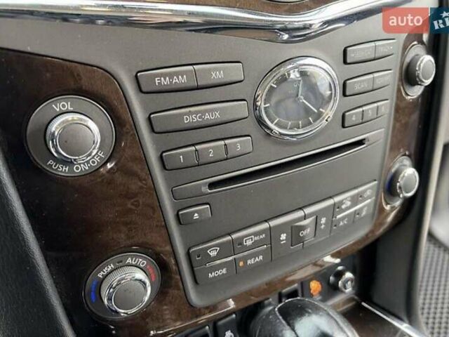 Инфинити QX56, объемом двигателя 5.55 л и пробегом 149 тыс. км за 25000 $, фото 8 на Automoto.ua