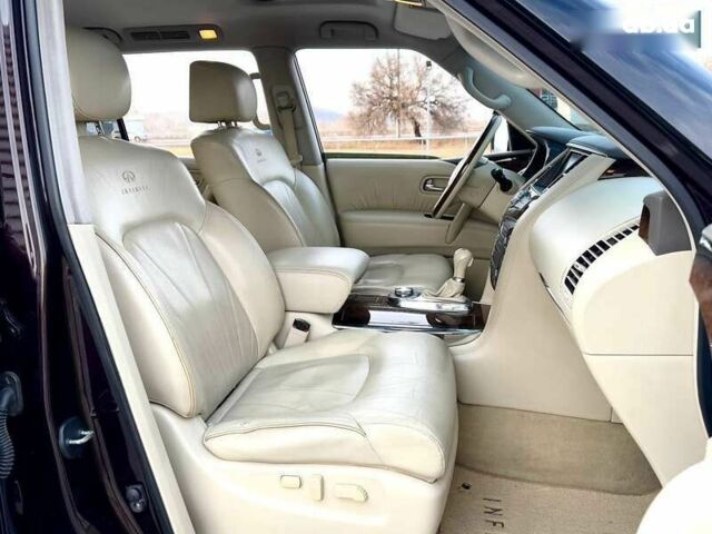 Инфинити QX56, объемом двигателя 5.6 л и пробегом 305 тыс. км за 16300 $, фото 24 на Automoto.ua
