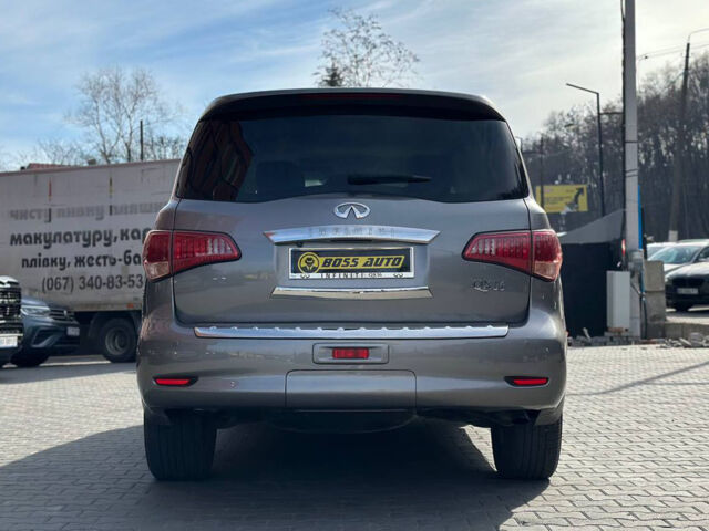 Серый Инфинити QX56, объемом двигателя 5.6 л и пробегом 201 тыс. км за 23600 $, фото 4 на Automoto.ua