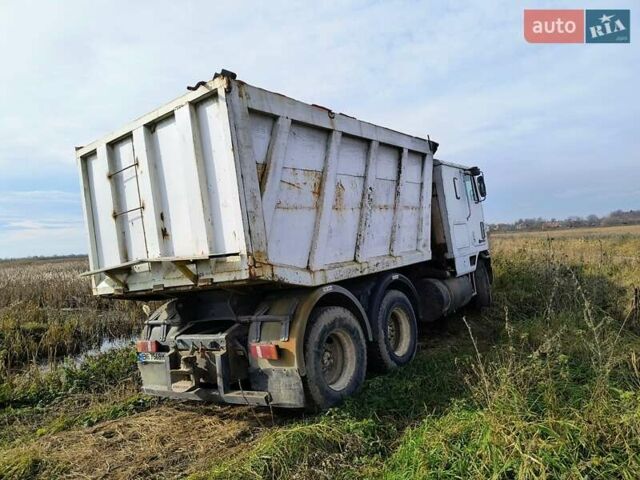 Білий Інтернаціонал 9600, об'ємом двигуна 14.6 л та пробігом 900 тис. км за 10000 $, фото 2 на Automoto.ua
