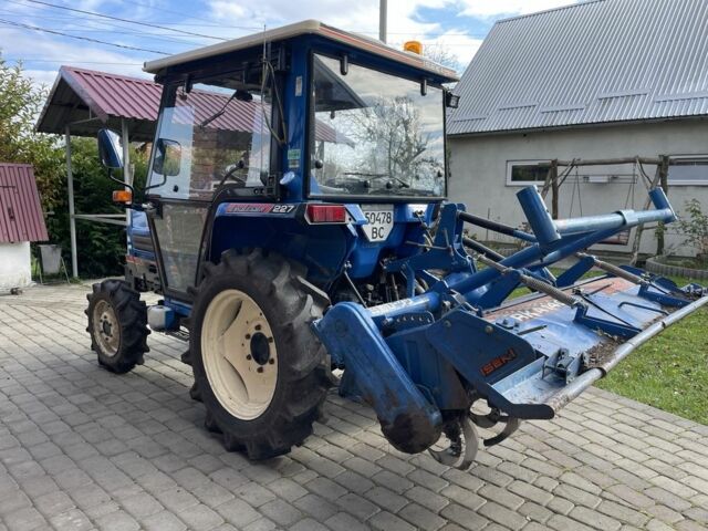 Ізекі TA 227 1992 у Городке на Automoto.ua Синій Ізекі TA 227, об'ємом двигуна 1.43 л та пробігом 10 тис. км за 9800 $, фото 3 на Automoto.ua