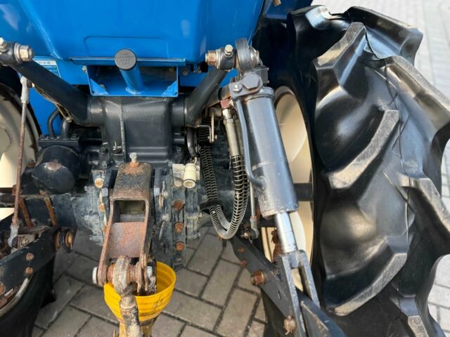 Ізекі Інша, об'ємом двигуна 1.2 л та пробігом 812 тис. км за 6700 $, фото 10 на Automoto.ua