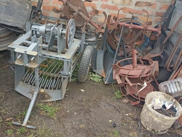 Ізекі Інша, об'ємом двигуна 2.4 л та пробігом 333 тис. км за 2500 $, фото 2 на Automoto.ua